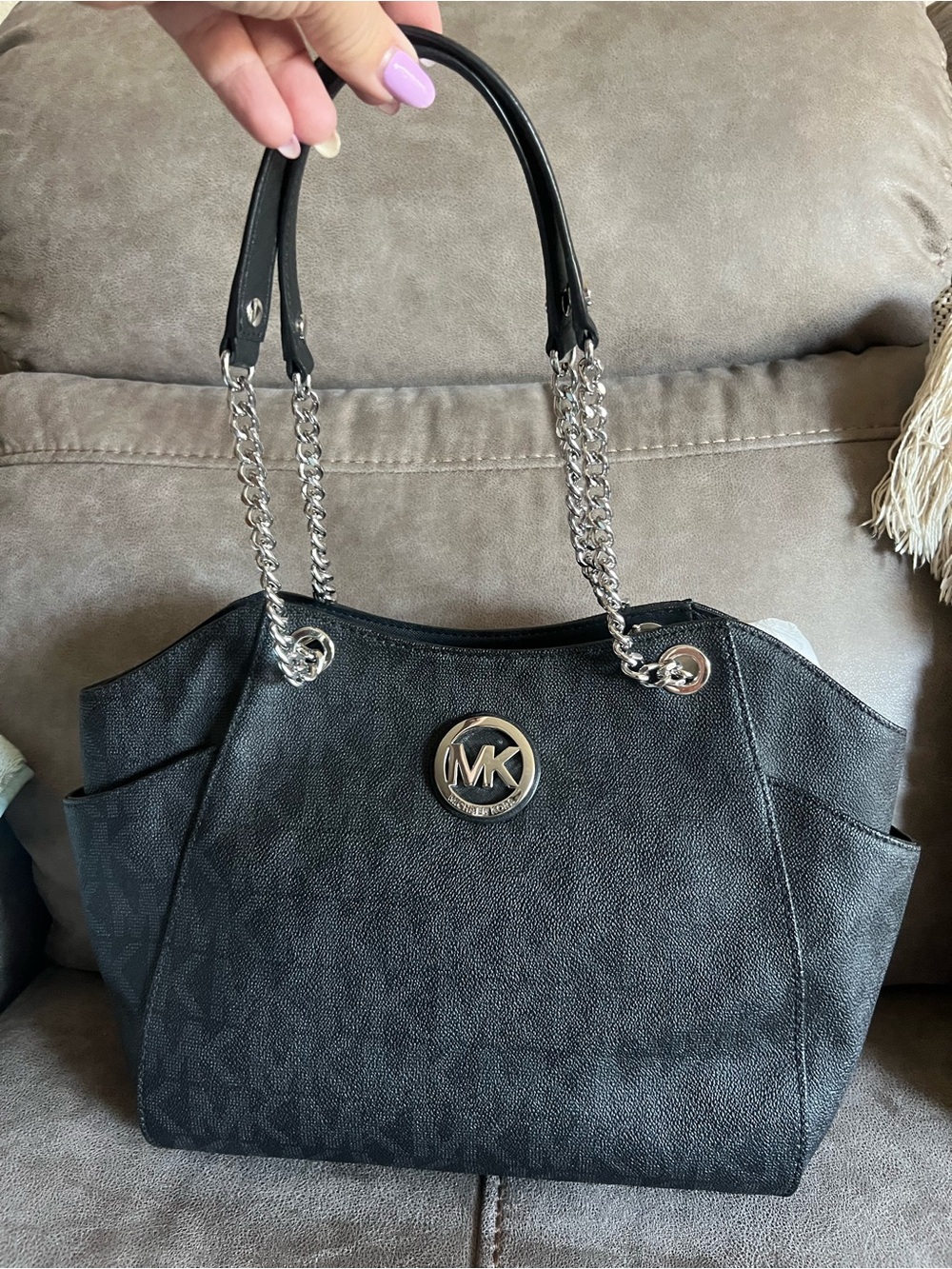 NWT Michael Kors Black with silver chain, accent shoulder purse